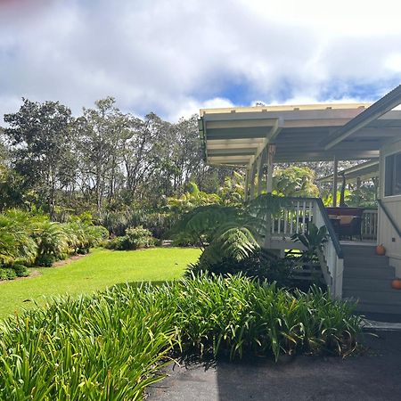 Aloha Junction Bed And Breakfast -Minutes Away From Hawaii Volcanoes National Park Bagian luar foto