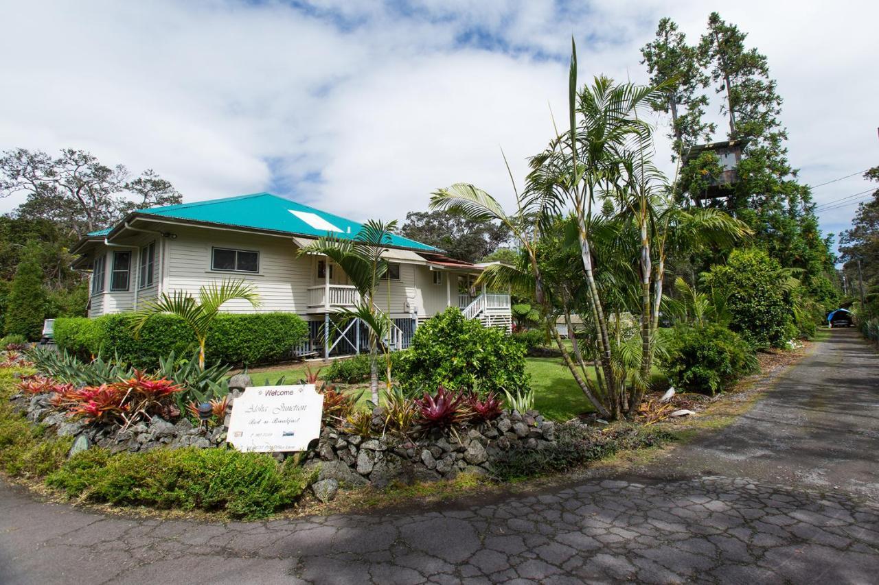 Aloha Junction Guest House - 5 Min From Hawaii Volcanoes National Park Bagian luar foto