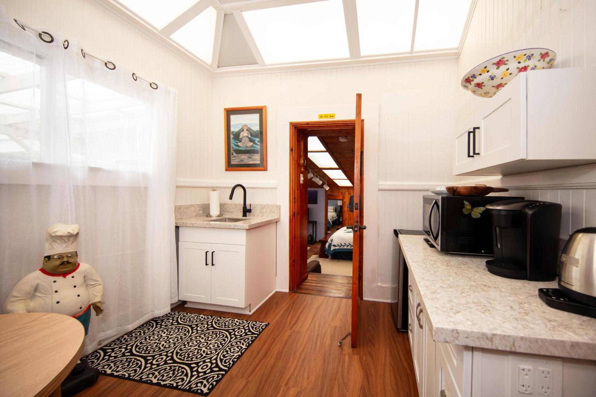 Aloha Junction Bed And Breakfast -Minutes Away From Hawaii Volcanoes National Park Bagian luar foto