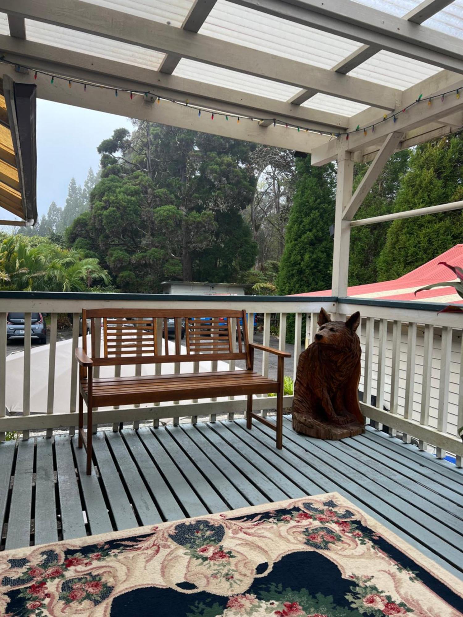 Aloha Junction Bed And Breakfast -Minutes Away From Hawaii Volcanoes National Park Bagian luar foto