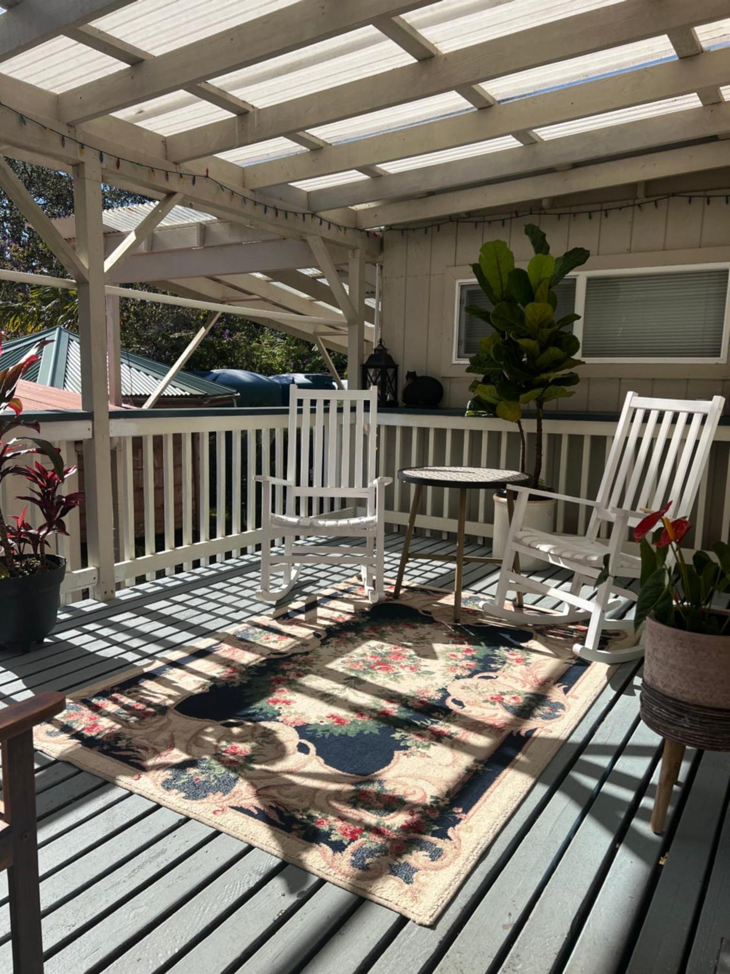 Aloha Junction Bed And Breakfast -Minutes Away From Hawaii Volcanoes National Park Bagian luar foto