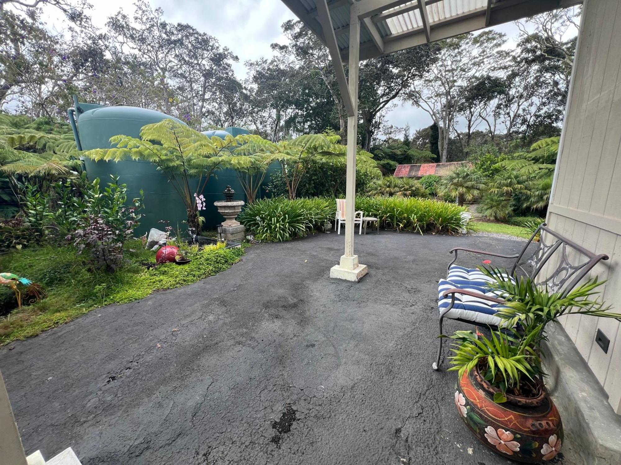 Aloha Junction Bed And Breakfast -Minutes Away From Hawaii Volcanoes National Park Bagian luar foto
