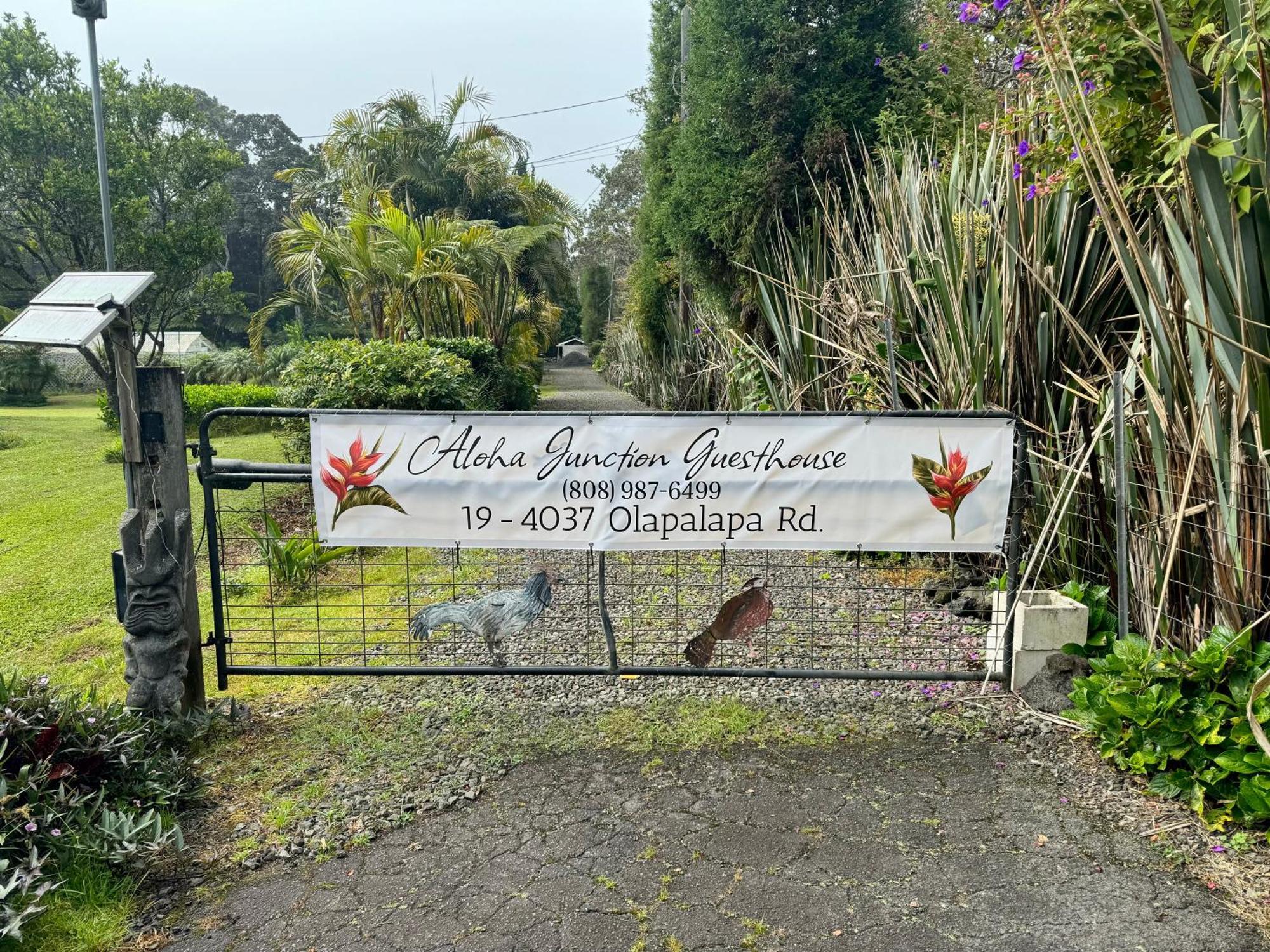 Aloha Junction Bed And Breakfast -Minutes Away From Hawaii Volcanoes National Park Bagian luar foto